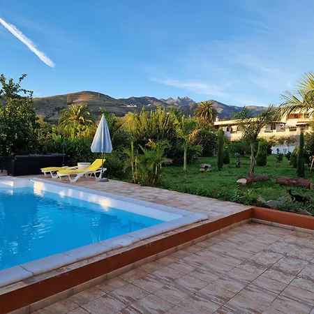 Casa Con Piscina, High-speed Wi-fi Y Vistas Nyaraló *